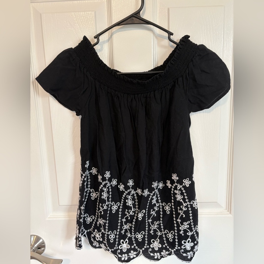 Old Navy off the shoulder top